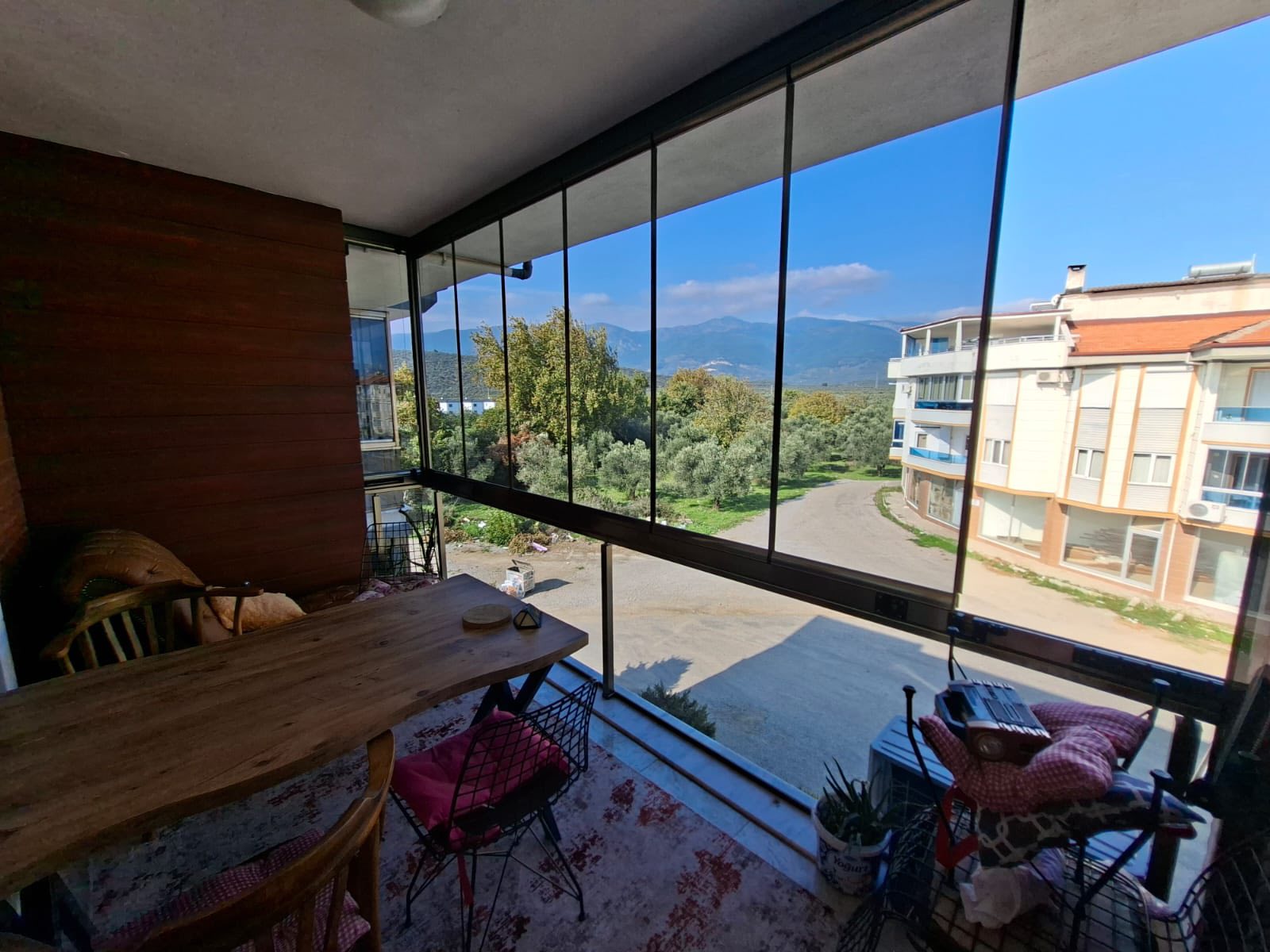 AKÇAY CEMİL TEMEL MAHALLESİNDE 2+1 AYRI MUTFAK ÖN CEPHE GENİŞ VE FERAH DAİRE - Görsel 5